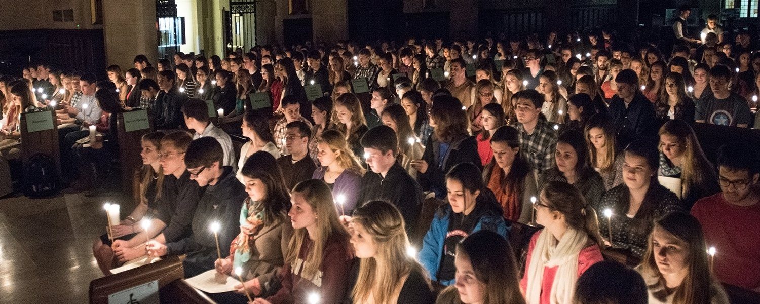 Community candlelight mass